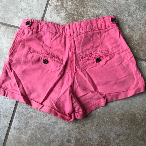 H&M Highwaisted Linen Shorts - Picture 2 of 4
